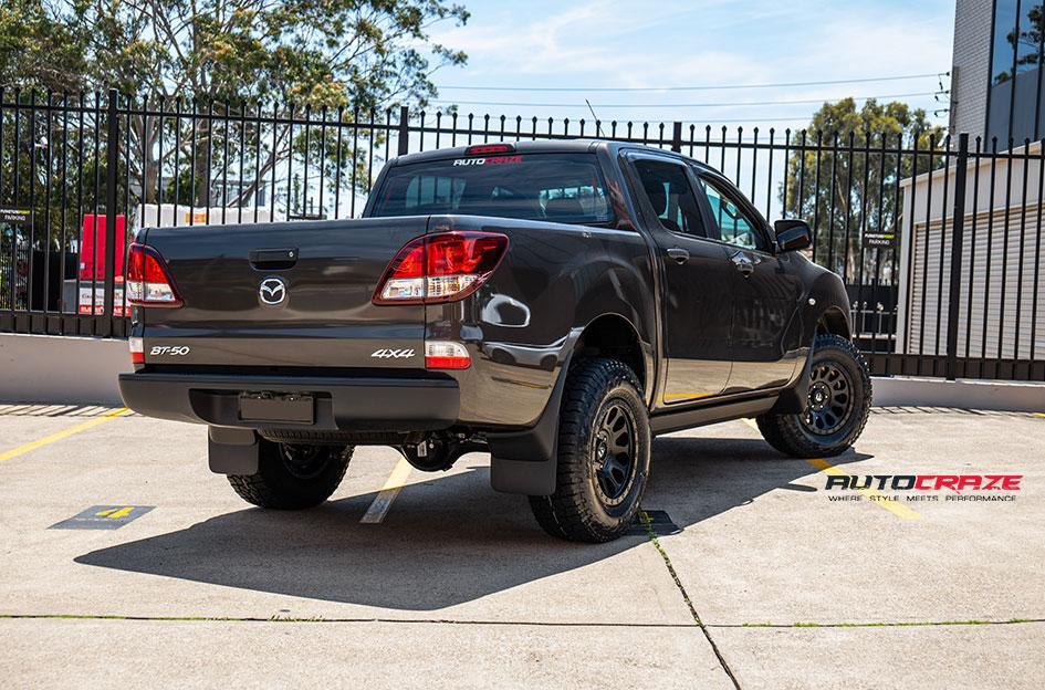 MAZDA BT 50 VECTOR MATTE BLACK